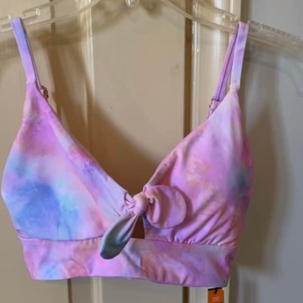 NWT Max swim swimsuit style: